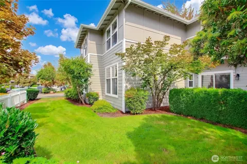 22471 SE 38th Ter #1419, Issaquah, WA 98029