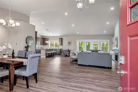 Entry Way - 5014 Parker Rd E, Sumner, WA 98390 photo 1 of 1
