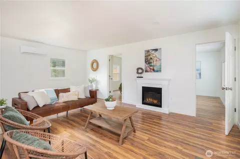 9028 Highland Ave SW, Lakewood, WA 98498