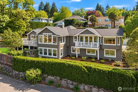 10030 NE 110th St, Kirkland, WA 98033