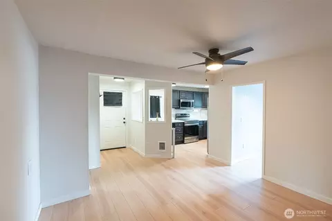 Living - 1217 Orting Kapowsin Hwy E, Orting, WA 98360 photo 1 of 2