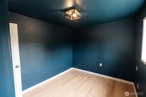 Bedroom - 1217 Orting Kapowsin Hwy E, Orting, WA 98360 photo 2 of 5