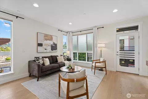 Living - 18518 Thorsk St #C5, Bothell, WA 98011 photo 2 of 4