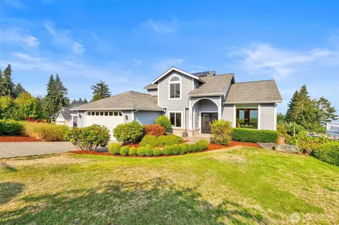 11530 NE Skyward Loop, Kingston, WA 98346
