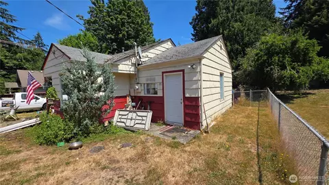 1808 Van Epps St SE, Olympia, WA 98501