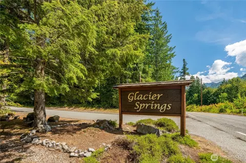 7516 Miller Way, Glacier, WA 98244