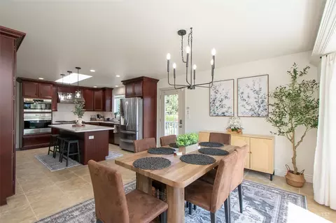 Dining - 2716 Kitchen Dick Rd, Sequim, WA 98382 photo 2 of 2