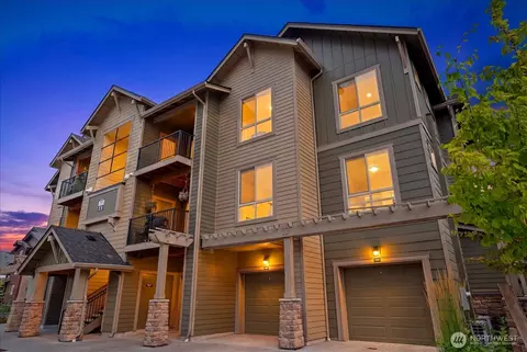 1850 SE 12th Pl #304, North Bend, WA 98045