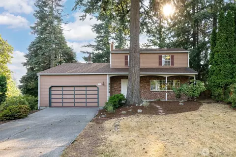 1311 Sommerset Ct, Bellingham, WA 98226