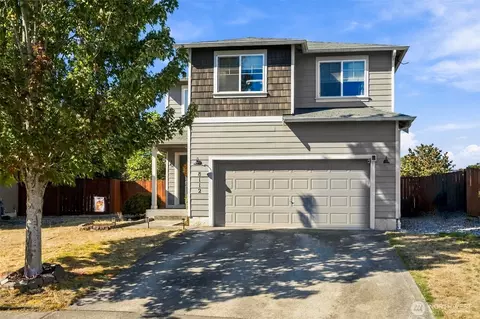 8112 Cantabella Ct, Lacey, WA 98503