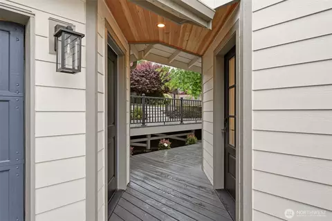 Entry Way - 57 Chapman Loop, Steilacoom, WA 98388 photo 5 of 5