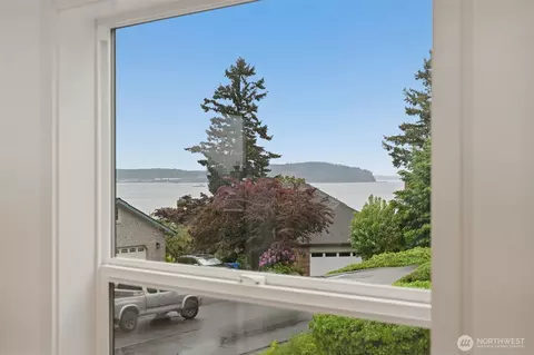 View/Area - 57 Chapman Loop, Steilacoom, WA 98388 photo 2 of 5