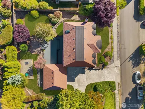 View/Area - 57 Chapman Loop, Steilacoom, WA 98388 photo 2 of 3