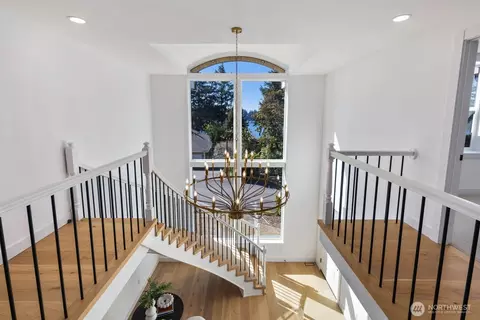 Entry Way - 57 Chapman Loop, Steilacoom, WA 98388 photo 4 of 4
