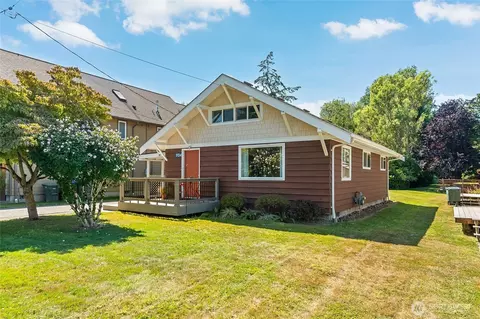 1704 22nd St, Bellingham, WA 98225