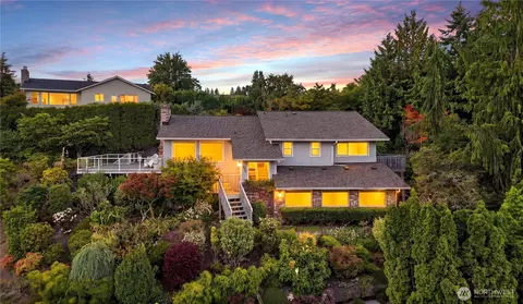 8627 60th Ave W, Mukilteo, WA 98275