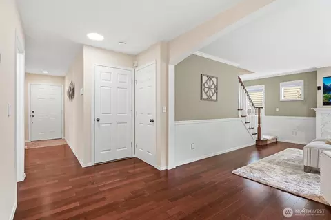Entry Way - 15114 50th Ave SE, Everett, WA 98208 photo 3 of 3