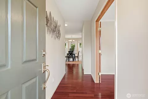 Entry Way - 15114 50th Ave SE, Everett, WA 98208 photo 1 of 3