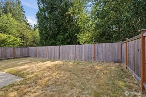 Exterior - 15114 50th Ave SE, Everett, WA 98208 photo 4 of 6