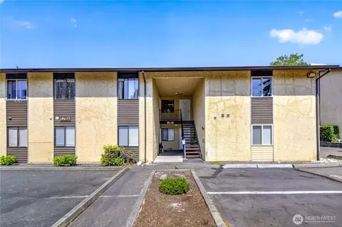 14510 124th Ave NE #C28, Kirkland, WA 98034