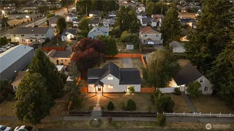 815 E 60th St, Tacoma, WA 98404