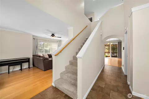 Entry Way - 307 Rowe St NW, Orting, WA 98360 photo 1 of 2