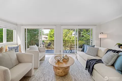 2830 NW 56th St #306, Seattle, WA 98107