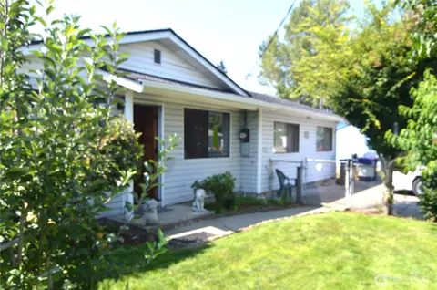 7008 E B St, Tacoma, WA 98407