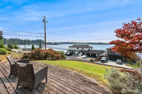 1201 E Lakeshore Dr, Lake Stevens, WA 98258