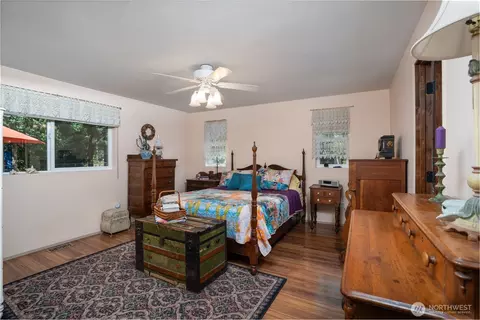 Bedroom - 24201 42nd Ave E, Spanaway, WA 98387 photo 1 of 4