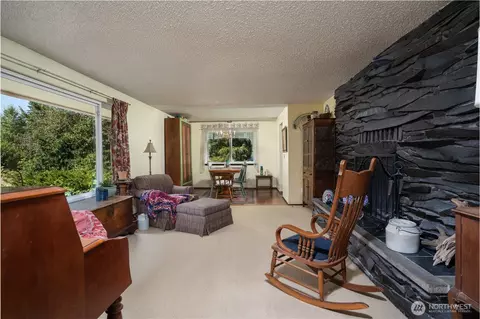Living - 24201 42nd Ave E, Spanaway, WA 98387 photo 1 of 4