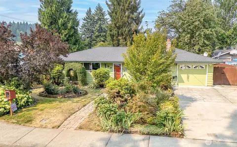 1110 13th St SE, Puyallup, WA 98372