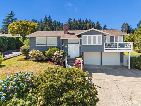 7108 Soundview Dr NW, Gig Harbor, WA 98335