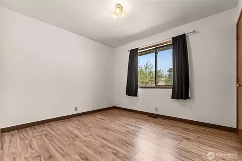 Bedroom - 905 Schulz Ln, Twisp, WA 98856 photo 1 of 7