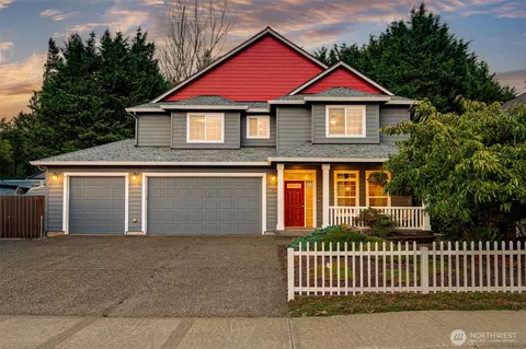 196 Raspberry Ln, Woodland, WA 98674
