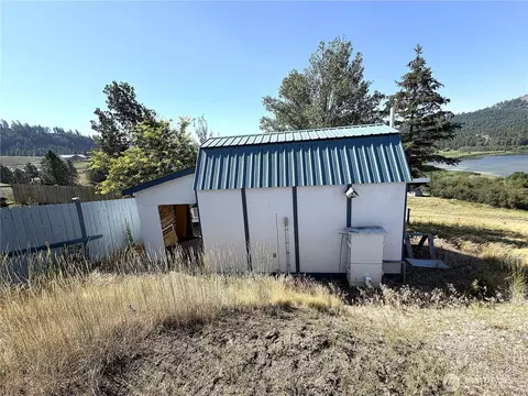 Exterior - 62 Heron Loop, Republic, WA 99166 photo 3 of 3