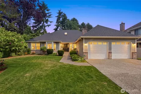 17102 NE 37th Pl, Bellevue, WA 98008