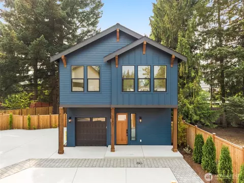 13637 103rd Ave NE, Kirkland, WA 98034