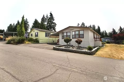 2101 S 324th St #27, Federal Way, WA 98003