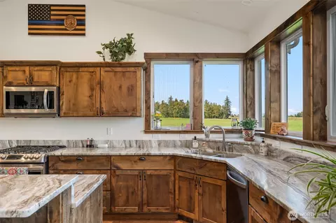 1158 Central Rd, Everson, WA 98247 photo 10