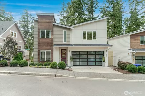 825 206th Ave NE, Sammamish, WA 98074