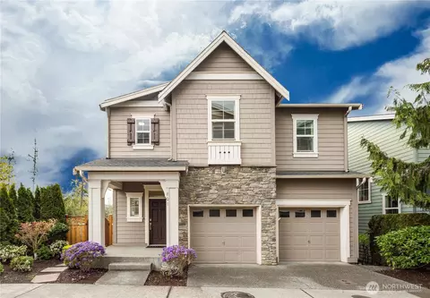 801 3rd Pl NE, Issaquah, WA 98029