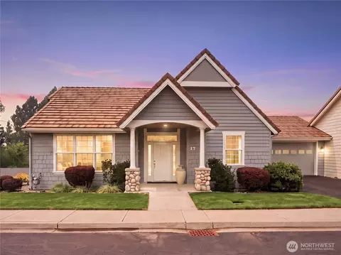1494 Eastmont Ave #17, East Wenatchee, WA 98802