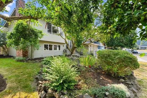 Exterior - 12817 48th Dr SE, Everett, WA 98208 photo 2 of 10