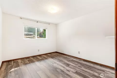Bedroom - 12817 48th Dr SE, Everett, WA 98208 photo 3 of 3