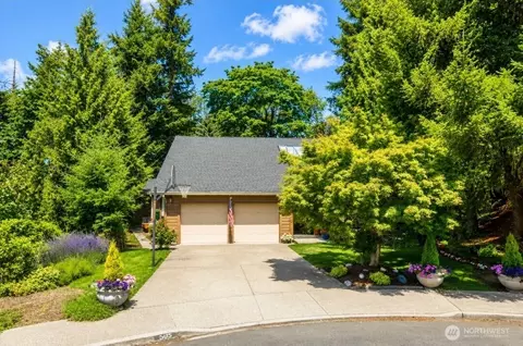 505 S 31st St, Renton, WA 98055
