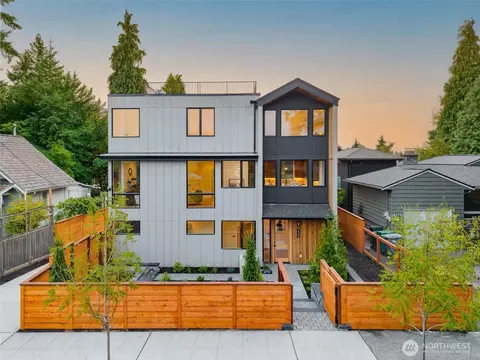 7533 31st Ave NE, Seattle, WA 98115