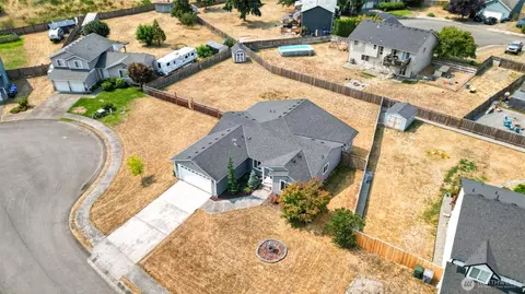 View/Area - 8312 217th St E, Spanaway, WA 98387 photo 2 of 8