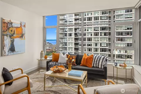 588 Bell St #2201S, Seattle, WA 98121