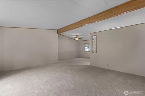 5810 Fleming St #82, Everett, WA 98203 photo 2